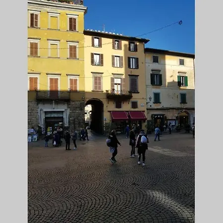 ...All'Archetto Di Sant'Andrea......Pieno Centro Orvieto Exterior photo