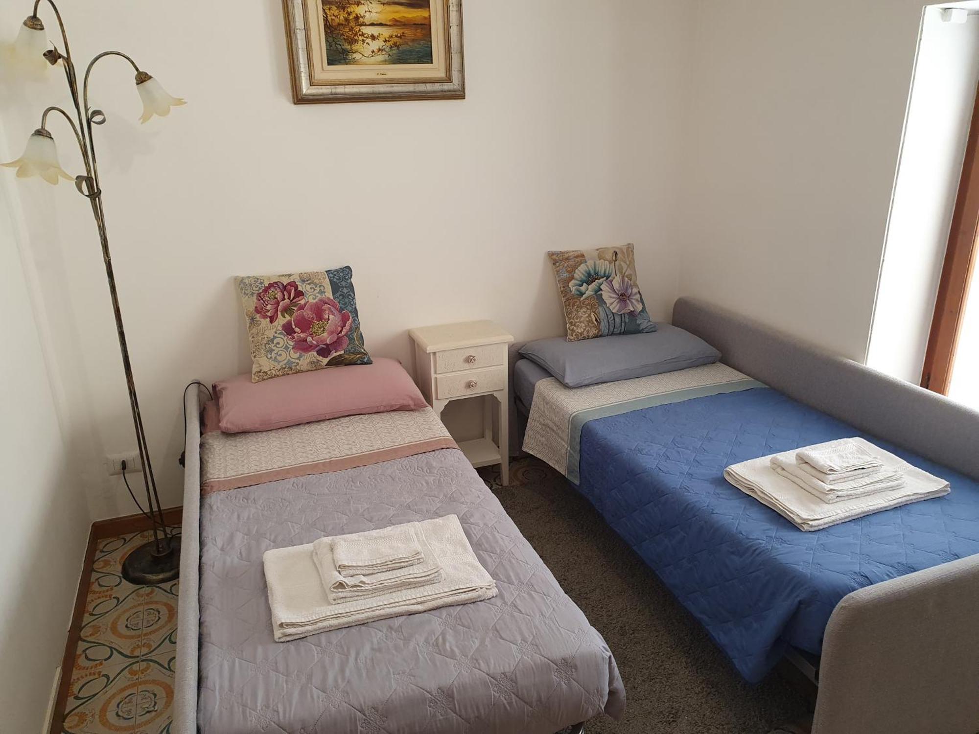 Apartment ...all'archetto Di Sant'andrea......pieno Centro *